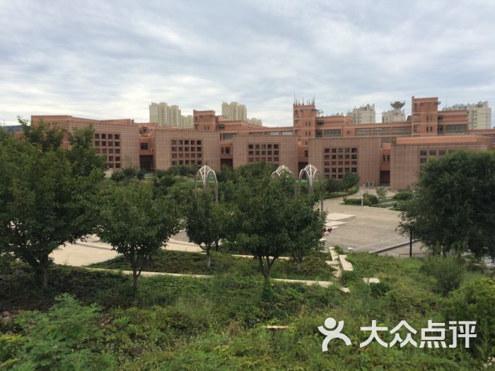 山东大学(兴隆山校区)图片 - 第3张