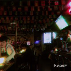 女王酒吧沈阳人均消费_沈阳兰爵名仕汇消费(2)