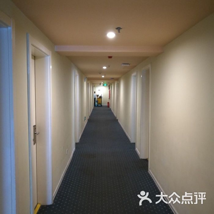 如家快捷酒店(贵阳大西门市西滨河商业街店)走廊图片 - 第32张