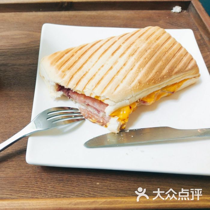 星巴克(沙面店)鸡蛋火腿帕尼尼图片 - 第2张