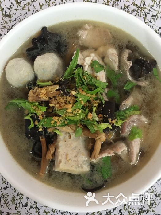 针菜木耳猪杂汤