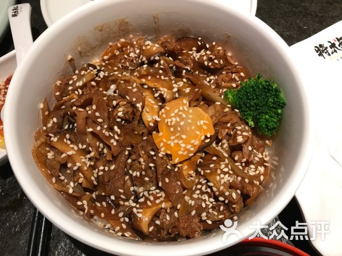 烧汁牛肉饭