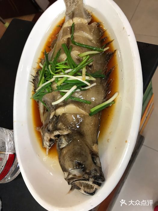 食为先酒楼(紫砂路店)清蒸鸦片鱼图片