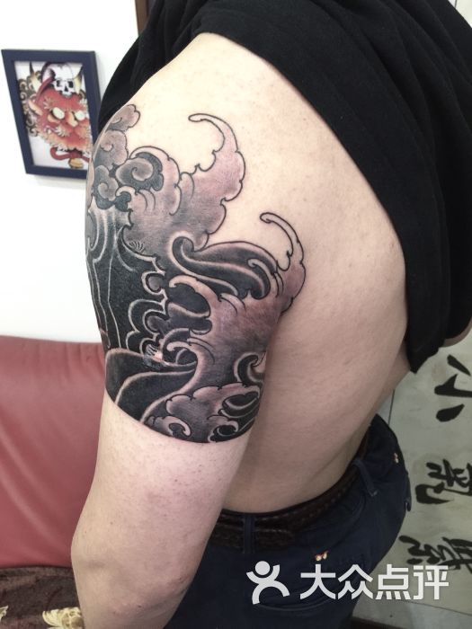 水浪纹身