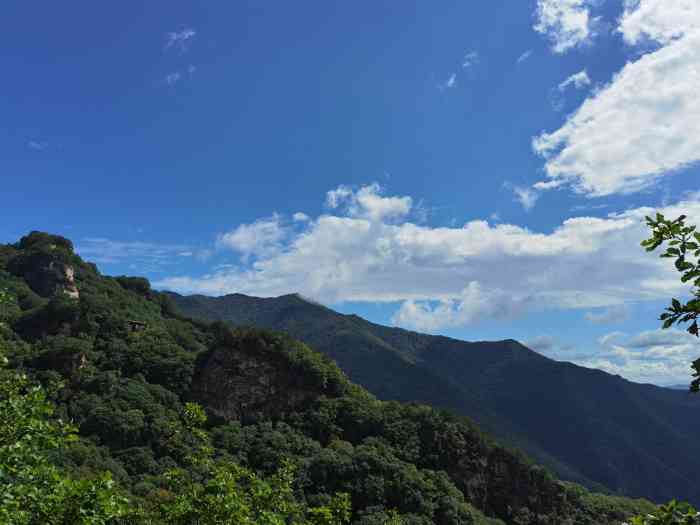 三角龙湾景区-"辉南 三角龙湾>,具有山秀,湖美的特点!