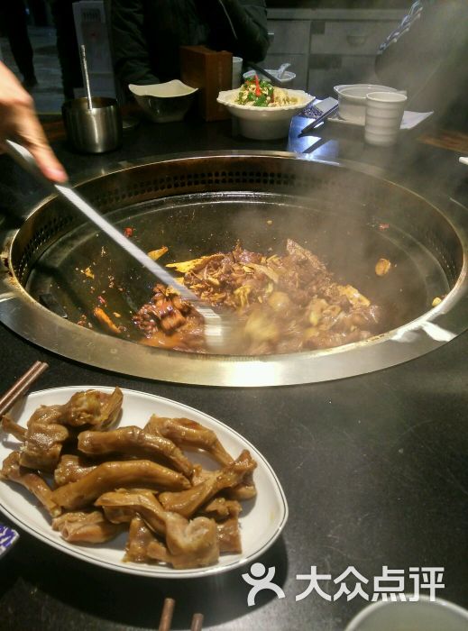 鹅货饿人锅屋(民祥大厦店)的点评