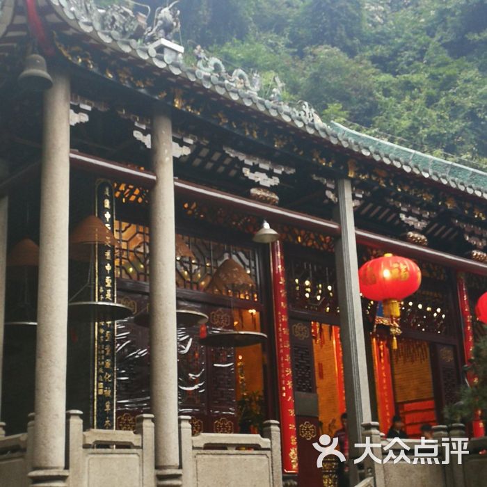 西樵山森林公园白云古寺景区