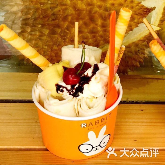 榴莲炒冰淇淋卷
