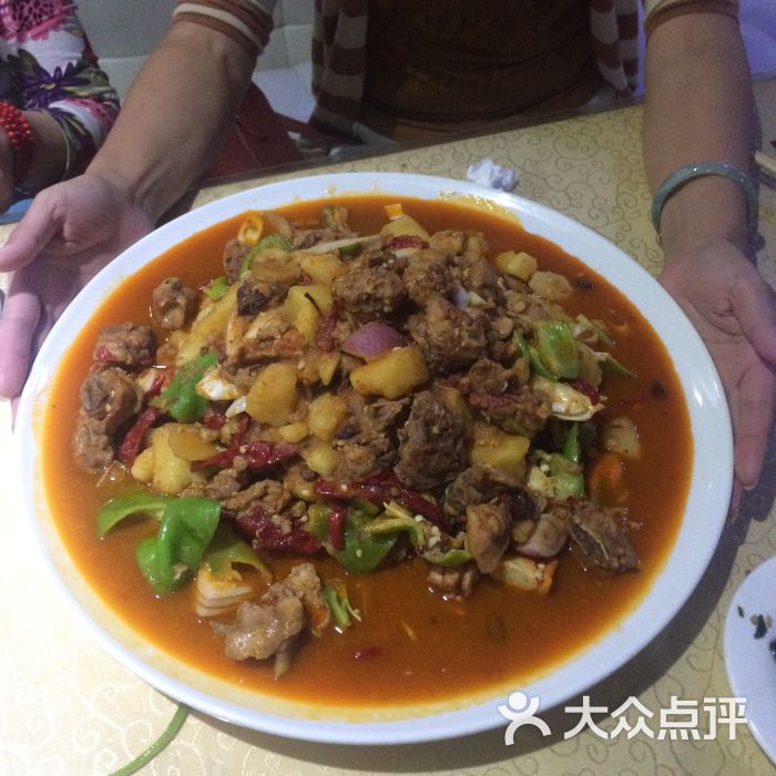 爱尚辣子鸡-大盘鸡图片-富蕴县美食-大众点评网