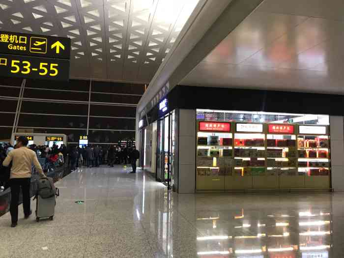 武汉天河国际机场t3航站楼停车场