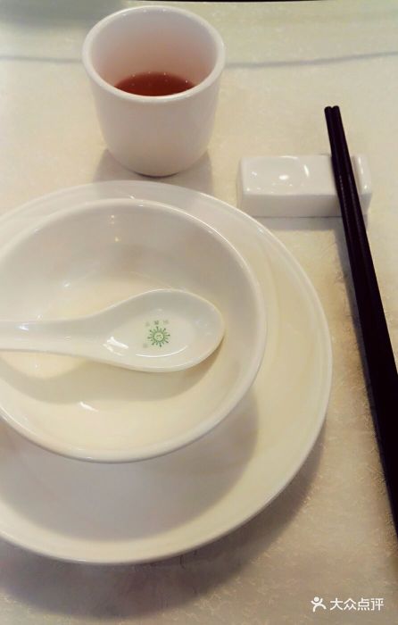 一蚊鸡,粤语里面就是指一元钱,宜家真系一.-一