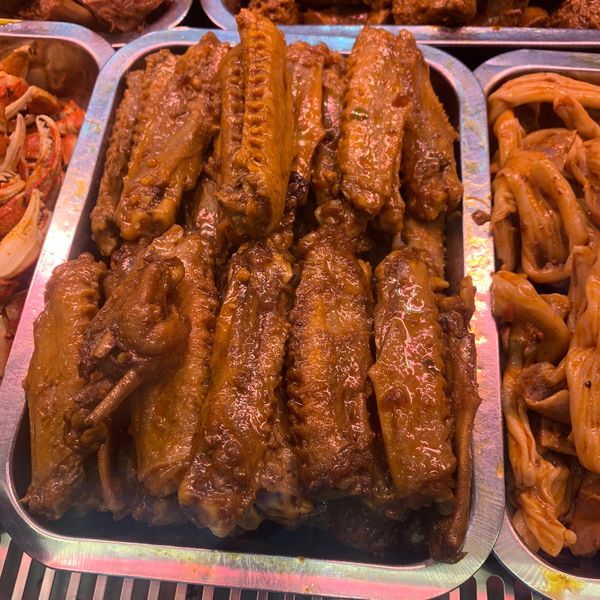 绝味鸭脖(荟聚店)