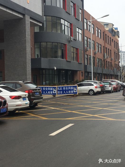 镇江市第三中学图片