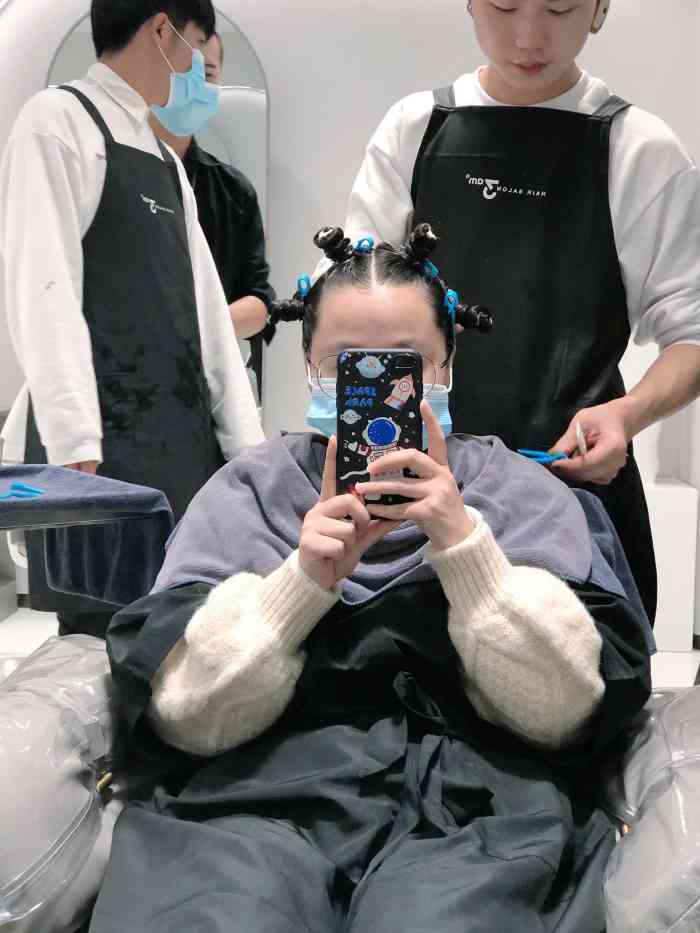 3am hair salon接发烫发染发(龙湖店)-"还不错,发型师做头发特别细心