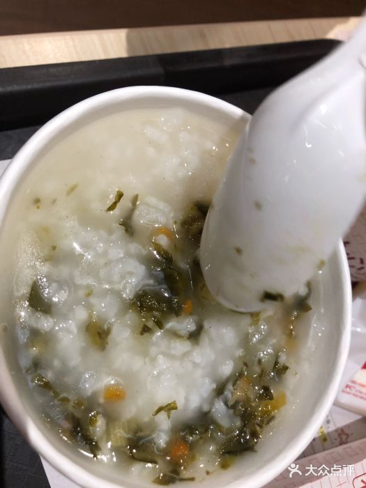 雪菜笋丁鸡肉粥