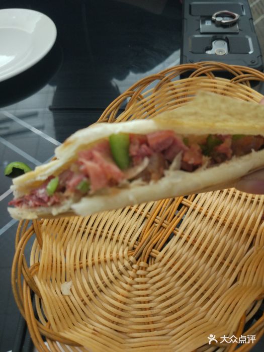 纯肉火烧