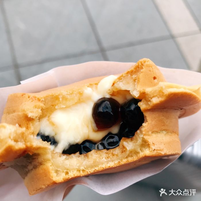 黑糖熔岩(太平洋百货店)奶油珍珠车轮饼图片