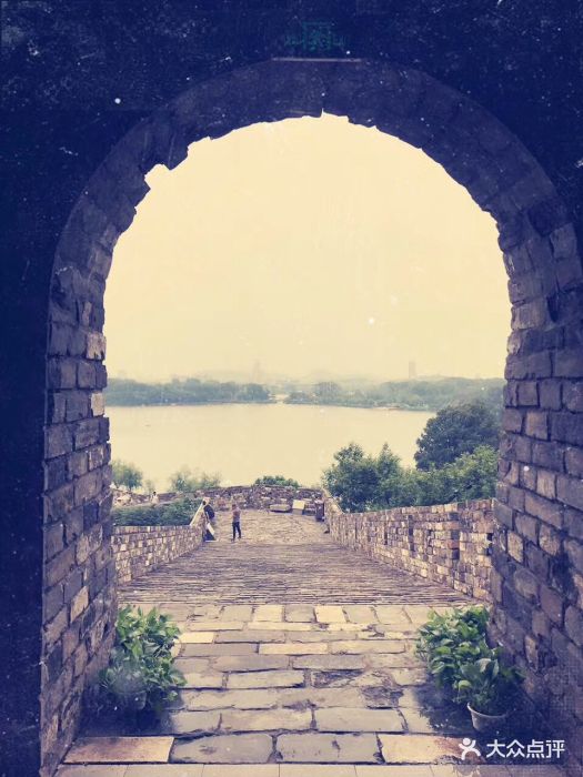 明城墙台城景区停车场图片 - 第50张