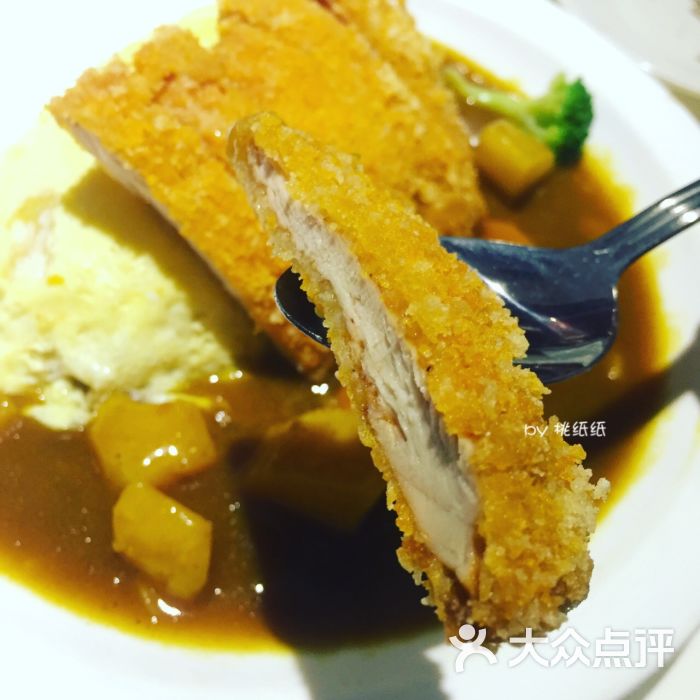 鸡排咖喱蛋包饭