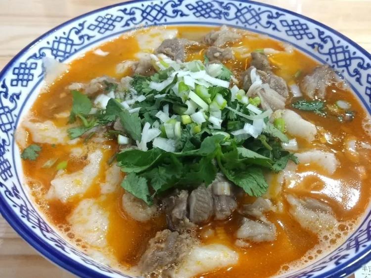 陕北羊肉馆-"尝试一下这家的羊肉面,只要的羊肉揪片,看.