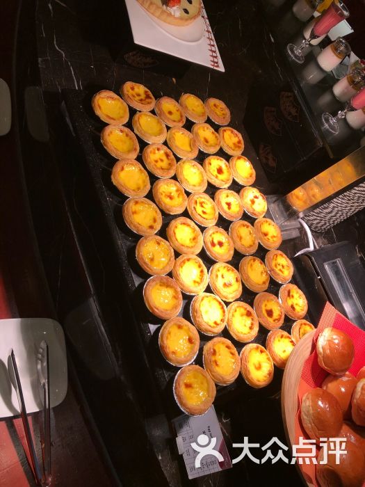 世纪皇冠假日酒店咖啡园