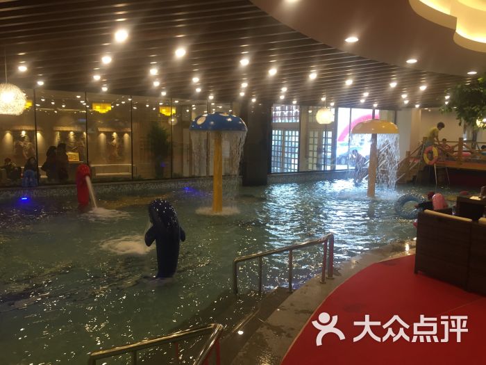 浴乐汤温泉洗浴汗蒸休闲酒店一层泳池图片 - 第17张