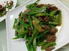 芥兰炒牛肉-狮子岛海鲜酒楼