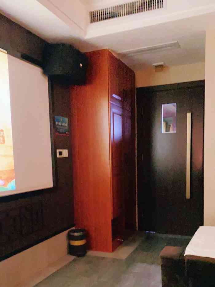 弘道良子足浴会馆(红河大道店)-"元旦假期回了永川参加朋友的婚礼,吃