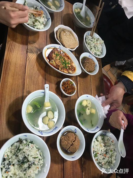 唐悦月上海菜饭狮子头上海菜饭图片
