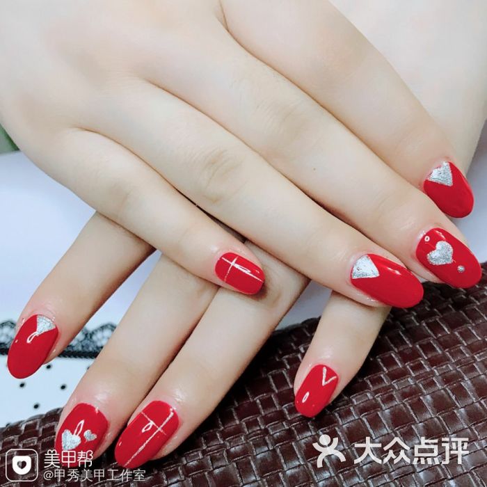 时尚美甲图片 - 第2张