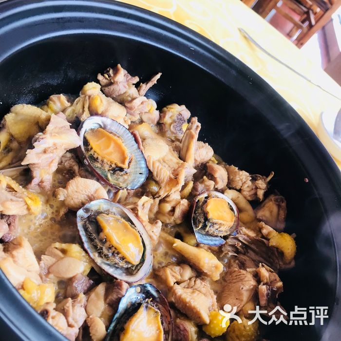 鲍鱼鸡煲