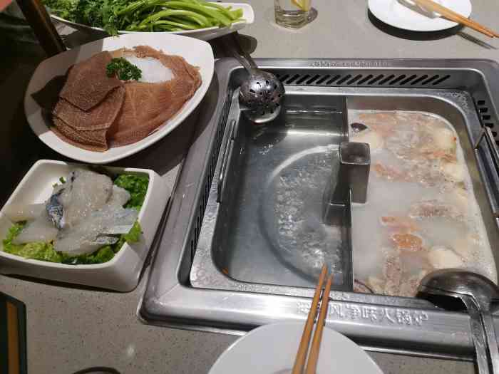 海底捞火锅(新朝阳广场店"91,廊坊市区已经开了两家海底捞啦.
