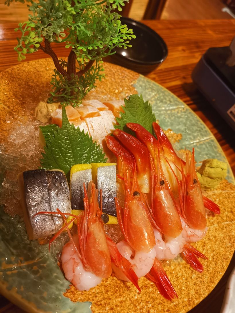 菜品超丰富的一家日料店