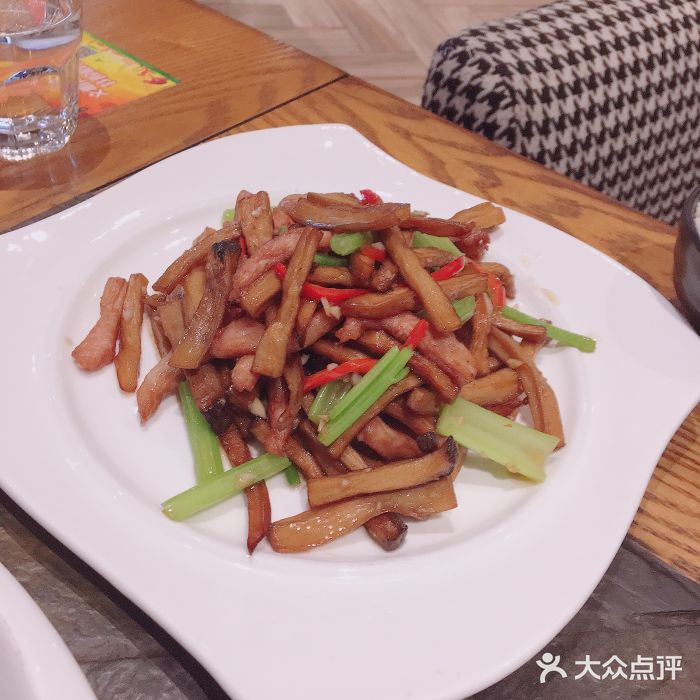 梦田香草(新江南店)杏鲍菇松板肉图片