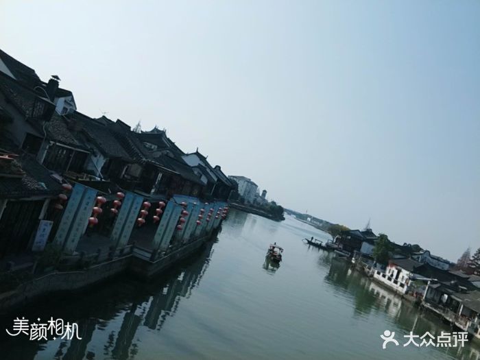 美丽的地方。风景很美。就是比较远。还好风