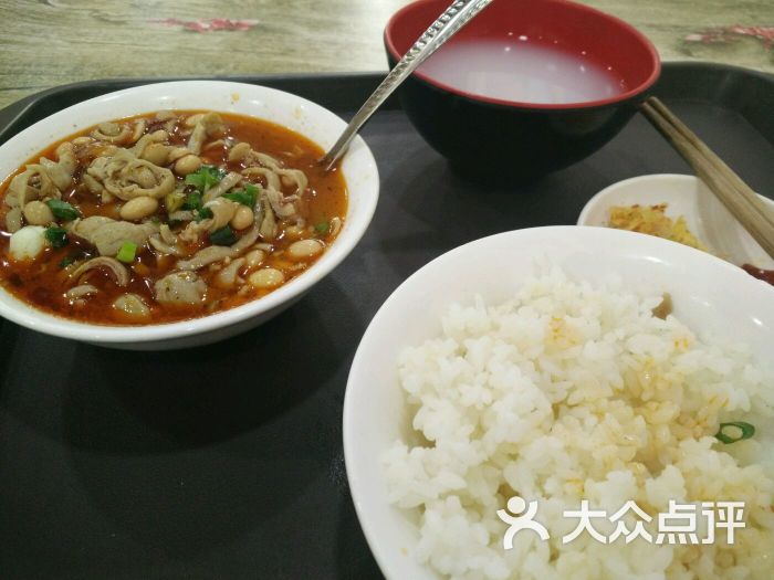 南岸区 南坪 小吃快餐 快餐简餐 长寿鲜鲜肥肠饭 默认点评