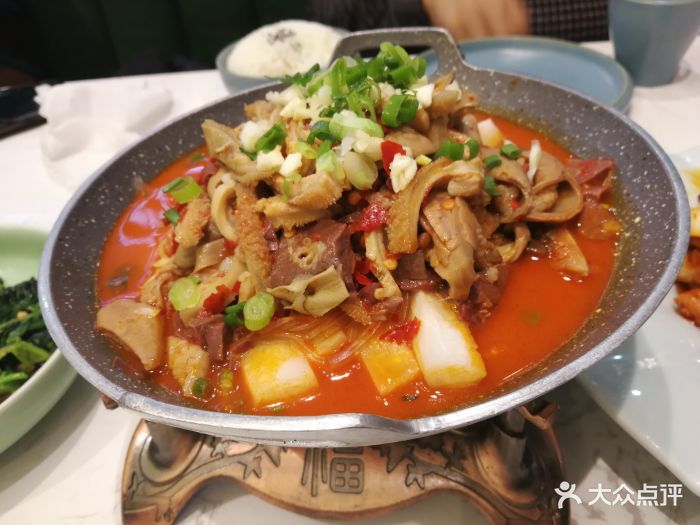 鱼图腾·鱼头泡饼(广安门店)锅仔牛杂图片