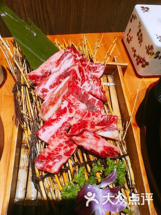 合利家炭火烤肉(江汉路店)雪花牛肋条图片 - 第1张