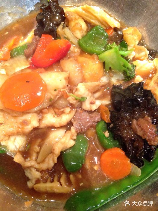 华人在悉尼生活是很容易适应的,到处的中国.