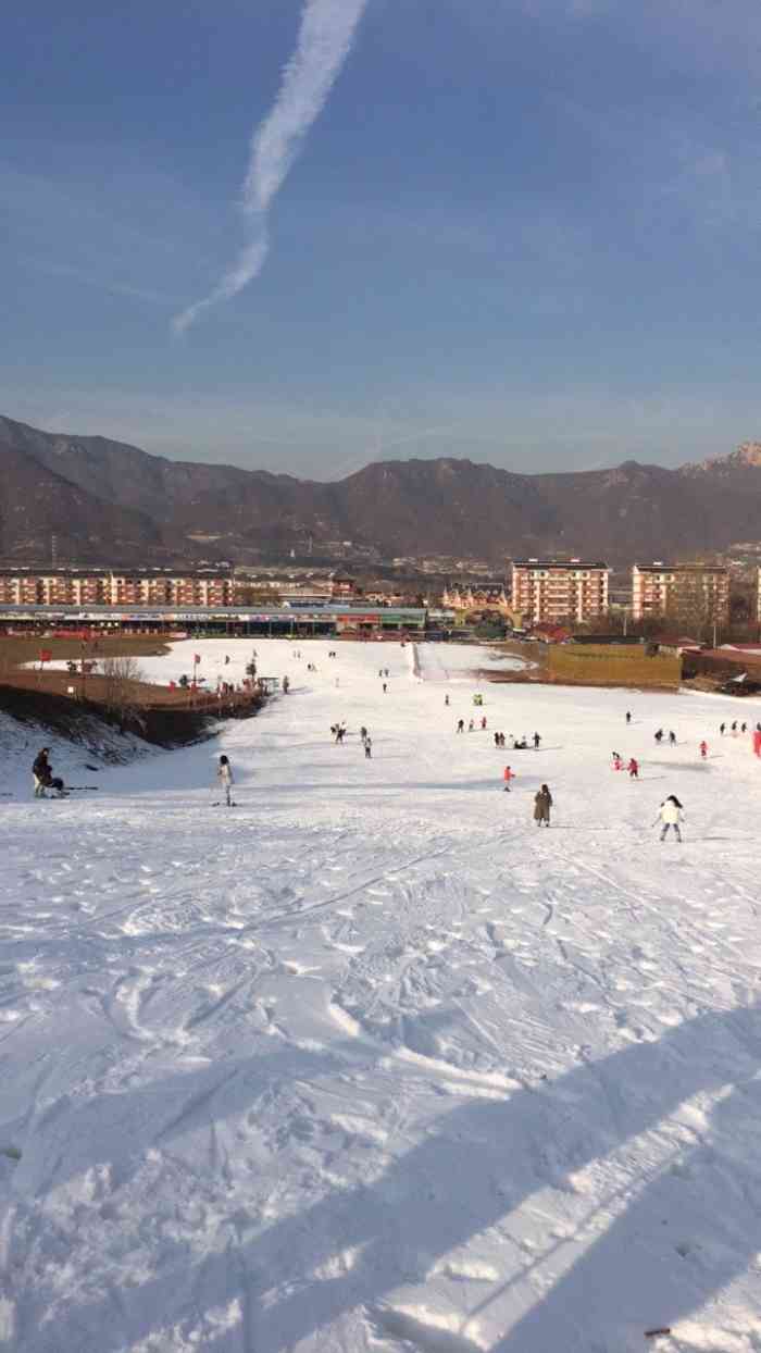 天津蓟县盘山滑雪场"今年的二月多,差不多元宵节的时候去的天津.