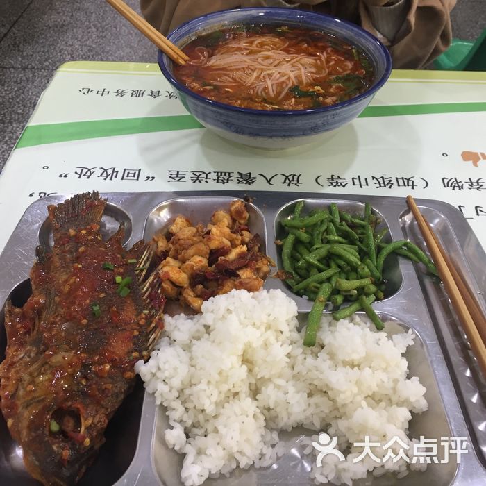 云南大学一食堂