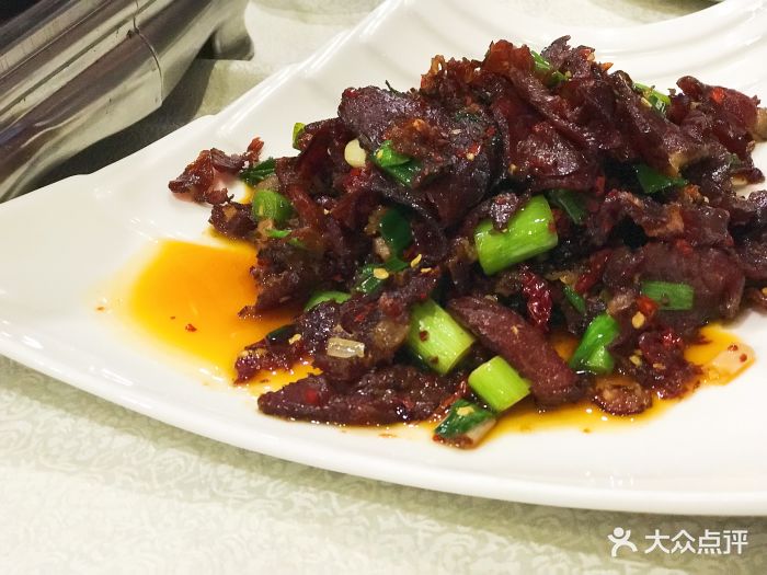 青蒜炒腊牛肉