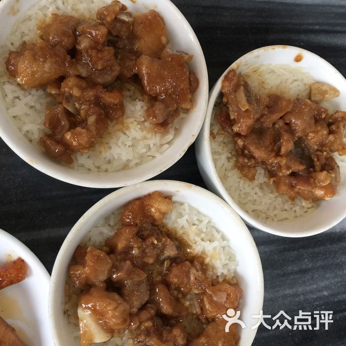 品香排骨饭