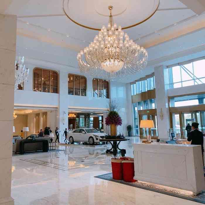 上海中庚聚龙酒店-"去年新开的五星级酒店,隶属于中庚