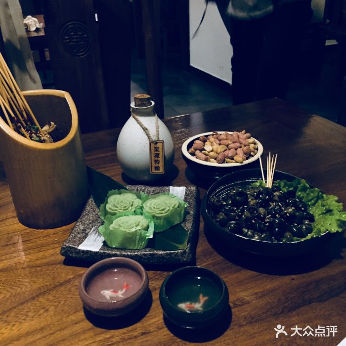 柒潭酒肆·深夜食堂小酒馆图片