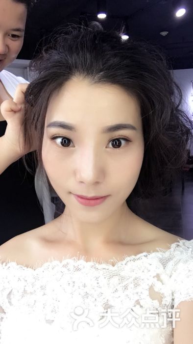 深圳VAI施华洛婚纱摄影工作室(美人季婚纱摄影