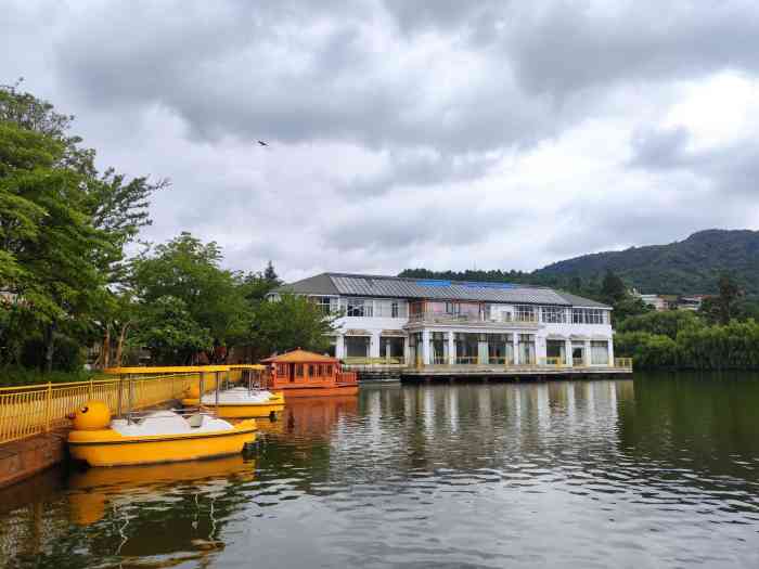 二龙湖生态旅游度假区-"二龙湖休闲度假山庄位置在市.