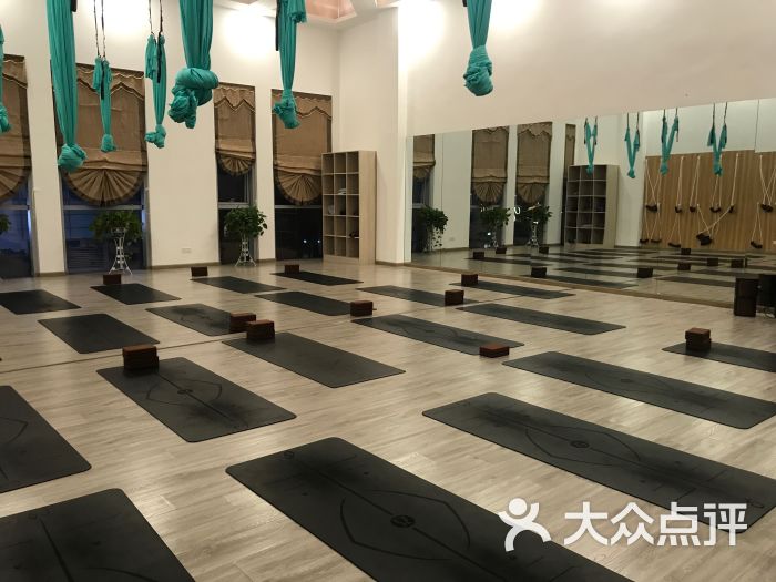 奥本lulu瑜伽生活馆(九方城店)图片 第1张