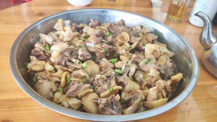胜记美食-"在大吉沙岛的一家农家菜.那天非常冷而且有
