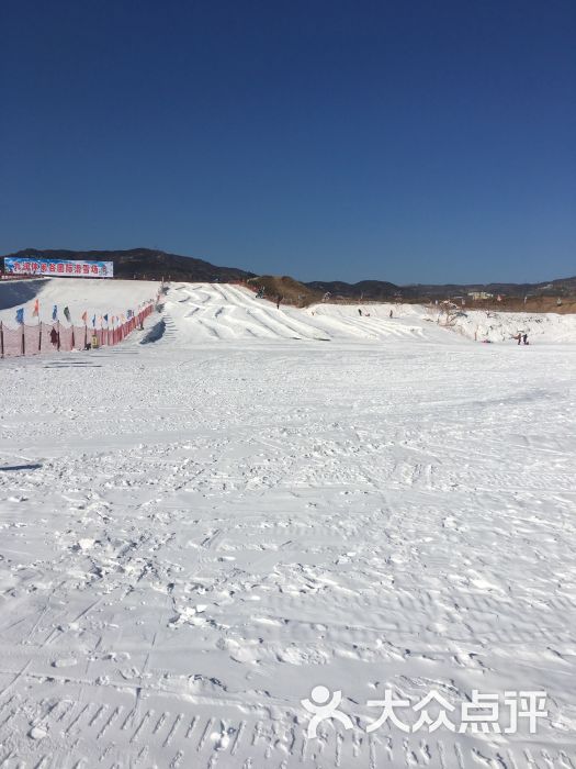 九润休闲谷国际滑雪场图片 第6张